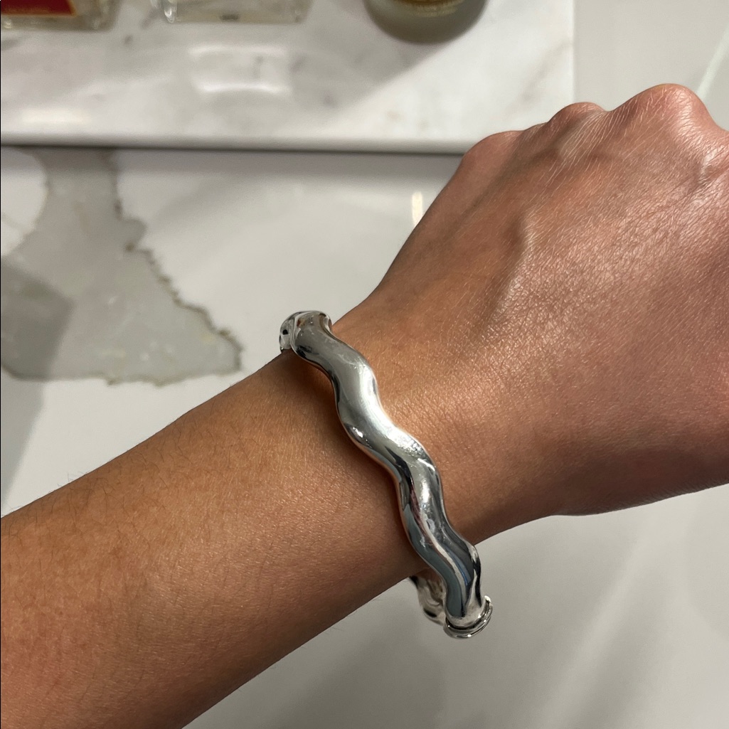 Sterling Silver Elegant Silver Wave Bracelet
